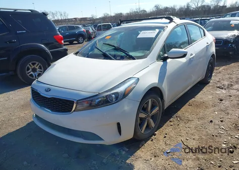2018 Kia Forte S z USA, uszkodzony, nr VIN 3KPFL4A76JE192036